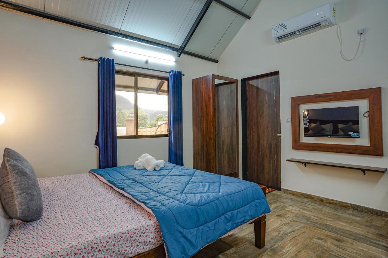 Ninad Homestays Karjat Luaran gambar