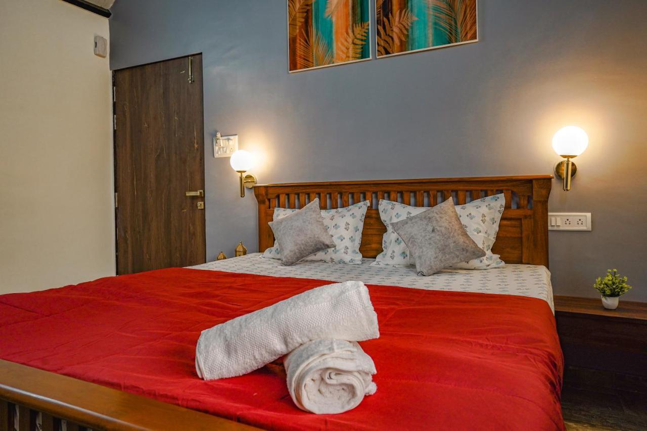 Ninad Homestays Karjat Luaran gambar