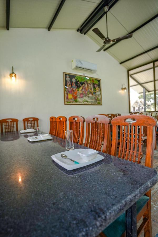 Ninad Homestays Karjat Luaran gambar