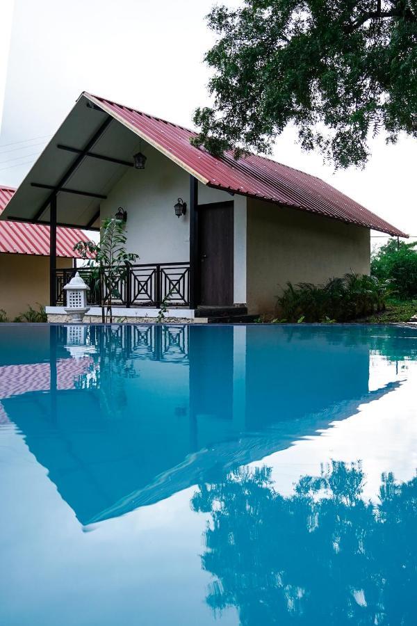 Ninad Homestays Karjat Luaran gambar