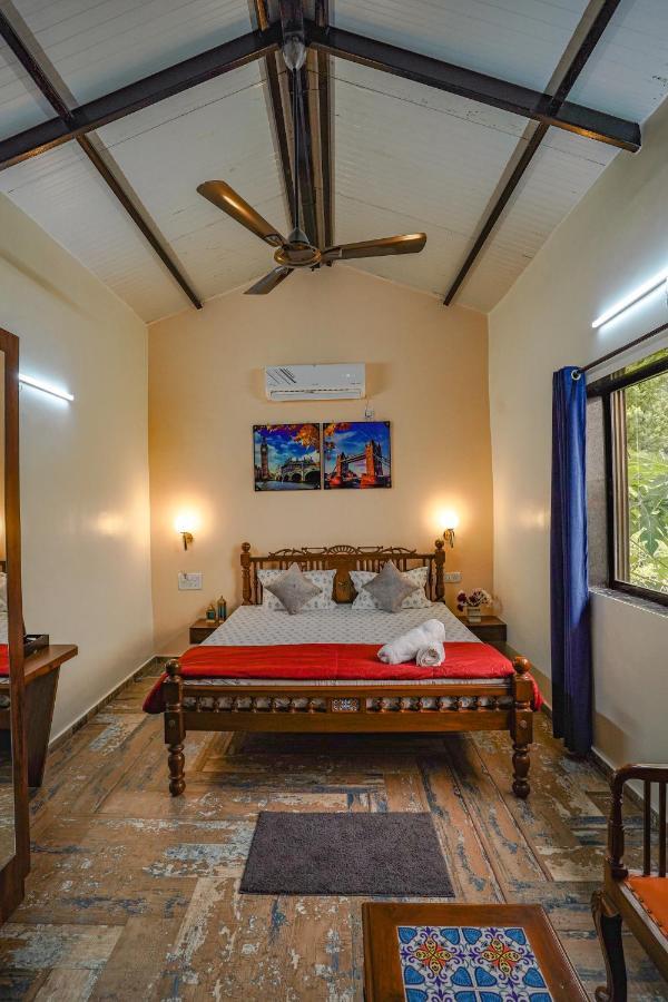 Ninad Homestays Karjat Luaran gambar