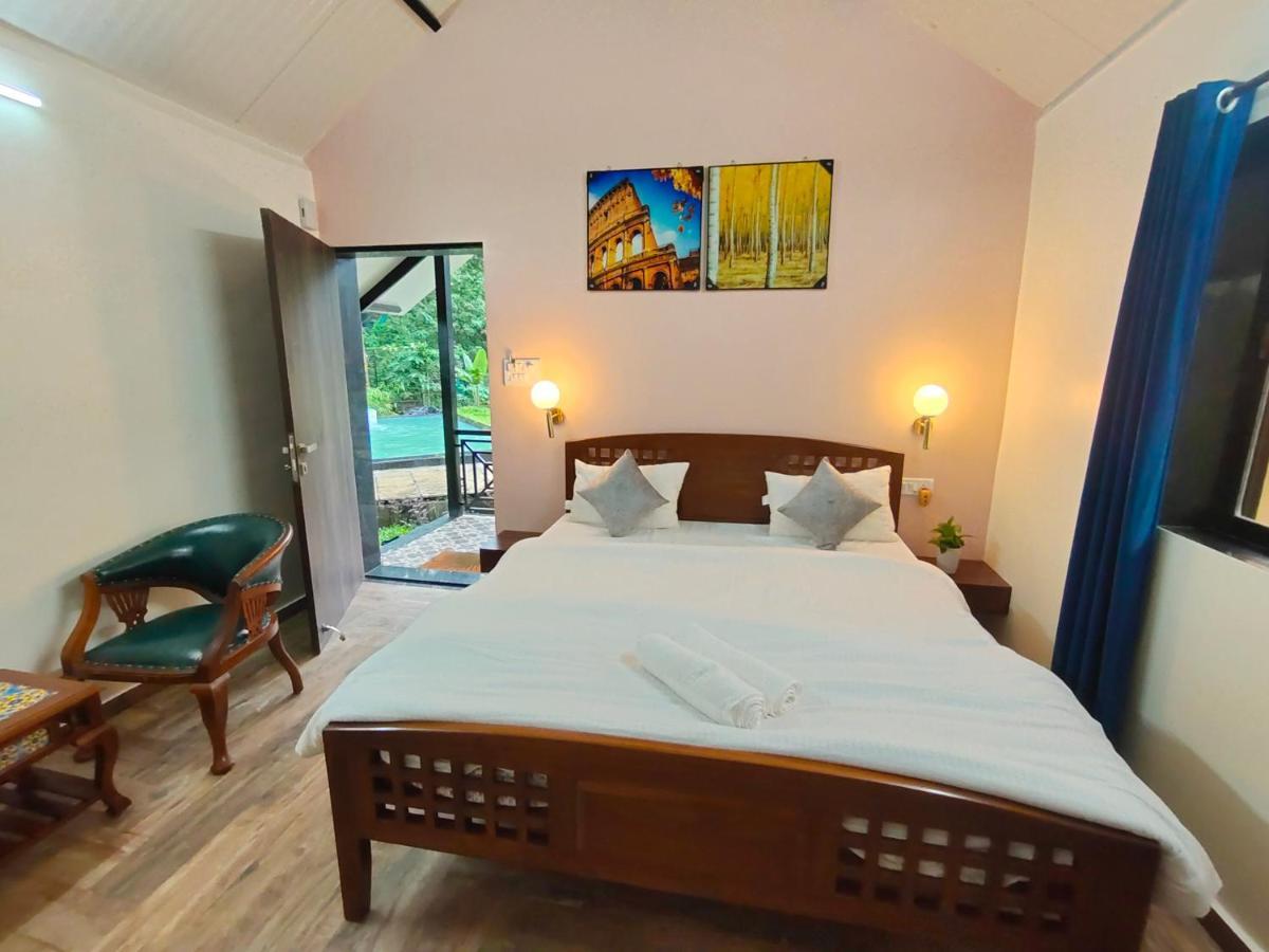 Ninad Homestays Karjat Luaran gambar